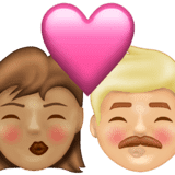 Эмодзи 👩🏽‍❤️‍💋‍👨🏼 Emojipedia
