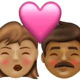 Эмодзи 👩🏽‍❤️‍💋‍👨🏾 Emojipedia
