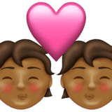 Эмодзи 💏🏾 Emojipedia