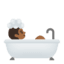 Эмодзи 🛀🏾 Google
